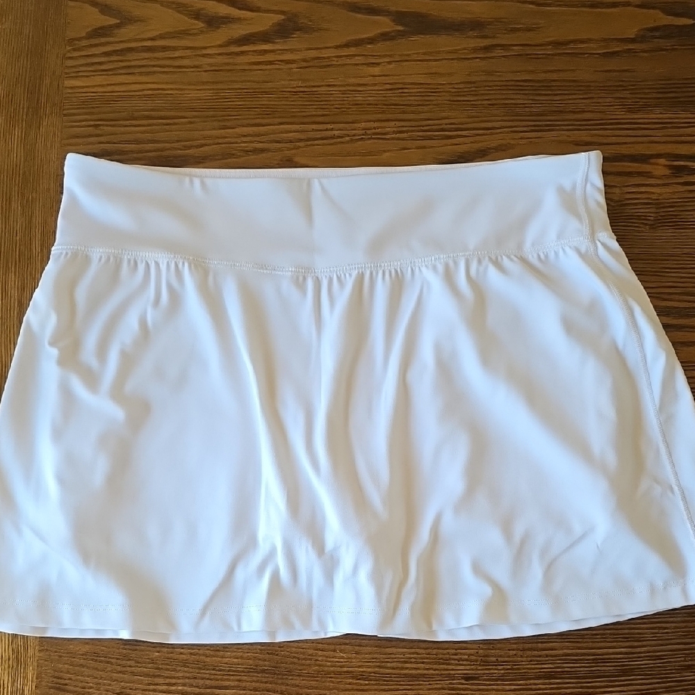 GAP White GapFit Athletic Skort